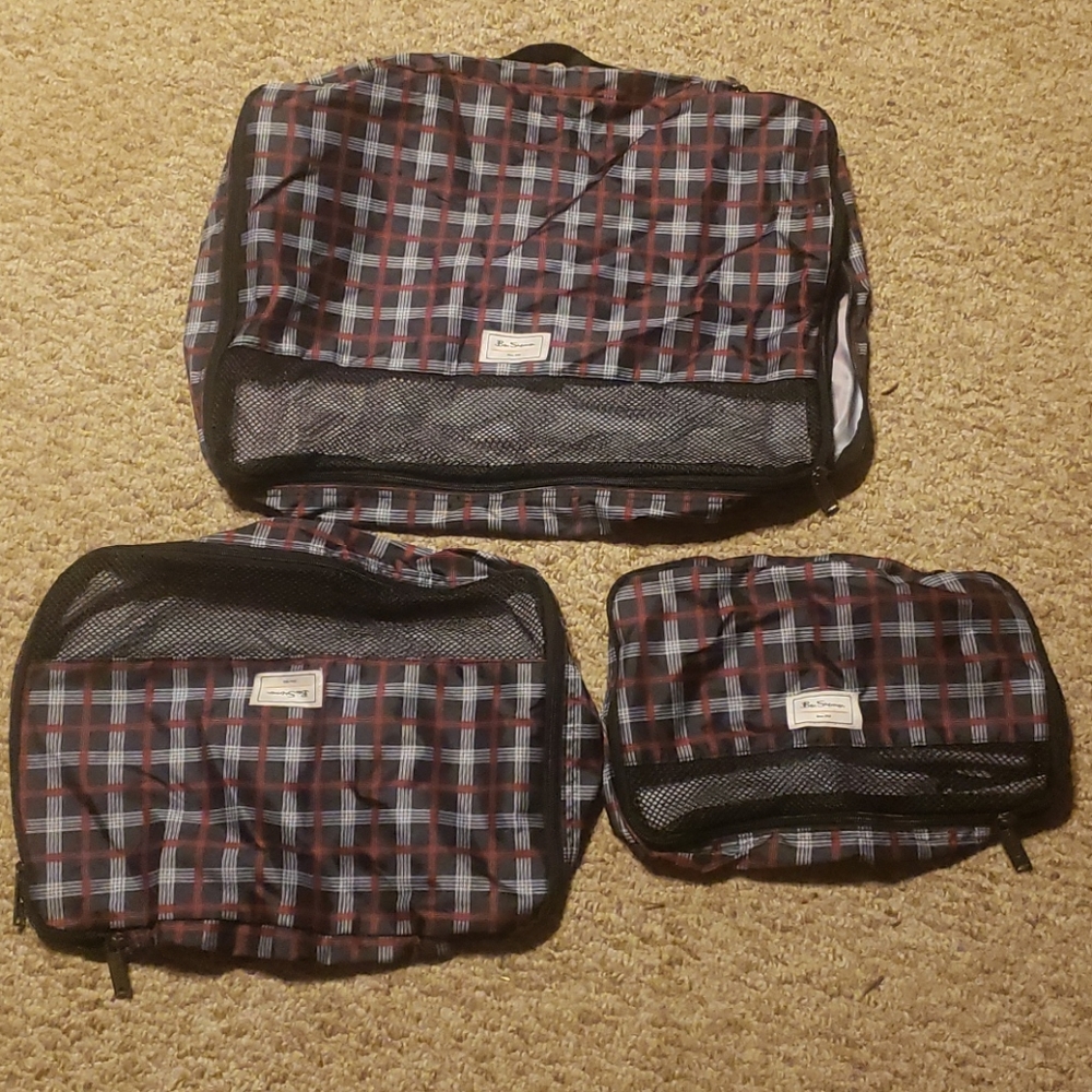 Ben Sherman toiletry bags